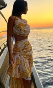 Stylish Girl Outfits: Trendy Fashion Inspiration for Teens and Young Women