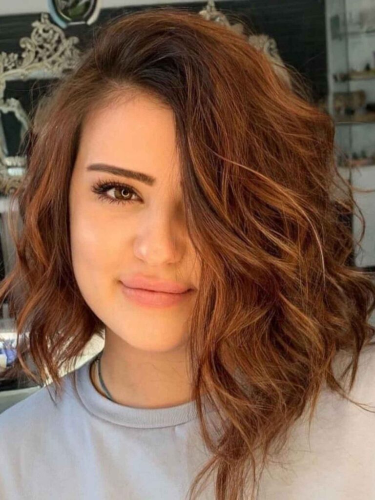 For moms who want to stand out, the asymmetrical cut is a bold and unique choice. This cut adds an element of surprise and can be tailored to suit your personal style.
